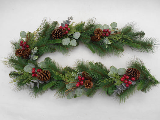 Beautiful! Artificial Christmas Pine Eucalyptus Red Berry Garland 6'